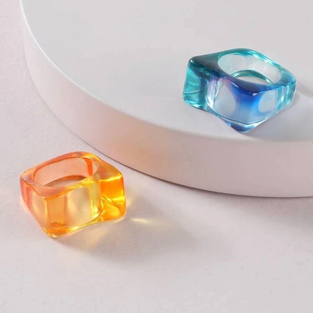 Colorful Rings